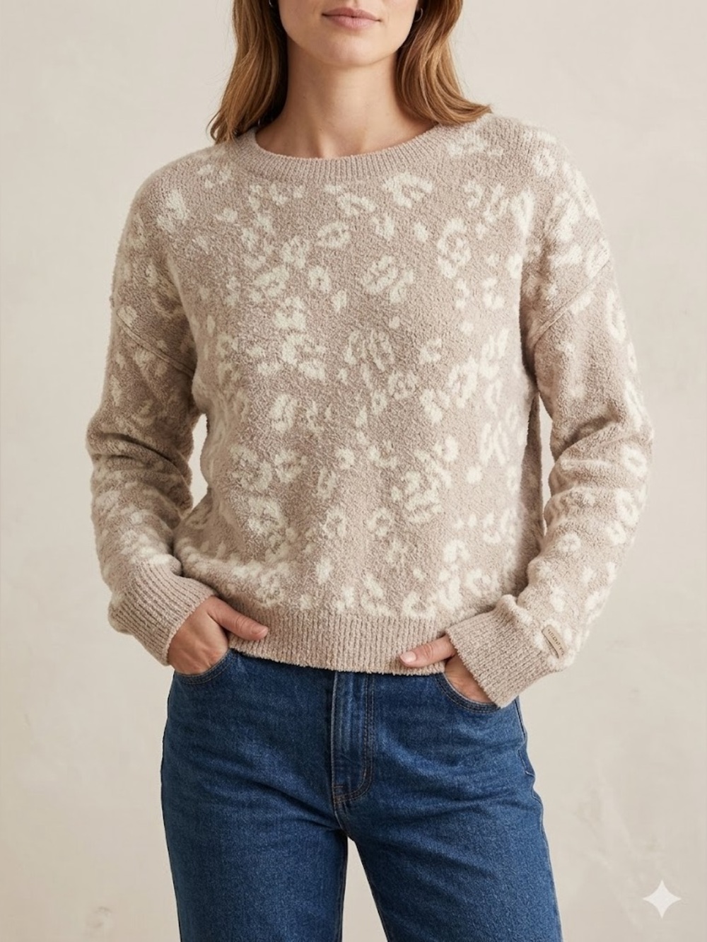 Scoop NYC Tan Crew Neck Sweater with Elegant Pattern